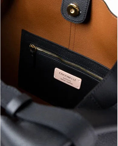 Coccinelle Borsa grande a tracolla Beat shopping Nero/Cuoio