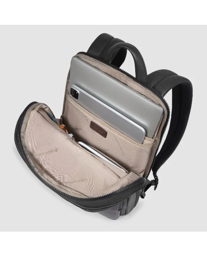 Piquadro Zaino in pelle porta pc 14" Harper Nero Piquadro Zaino in pelle porta pc 14" Harper Nero