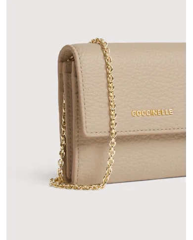 Coccinelle Portafoglio piccolo in pelle con tracolla Metallic Soft Beige
