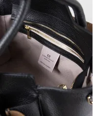 Loristella Borsa in pelle a mano con chiusura a serratura Ellie Nero