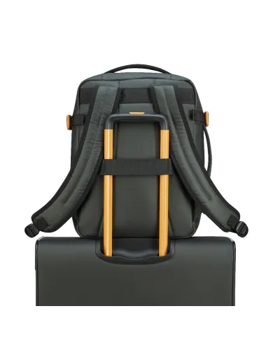 Roncato Zaino da Viaggio cm 40×30×20 Norway Verde militare