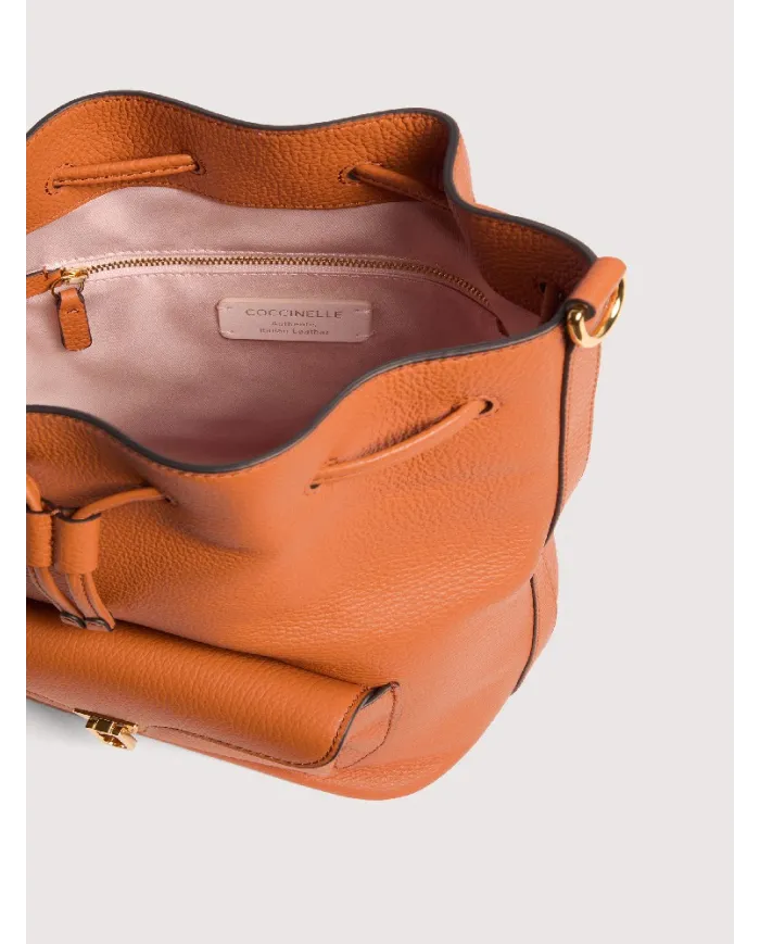 Coccinelle Borsa Secchiello Beat Generation in pelle Cuoio