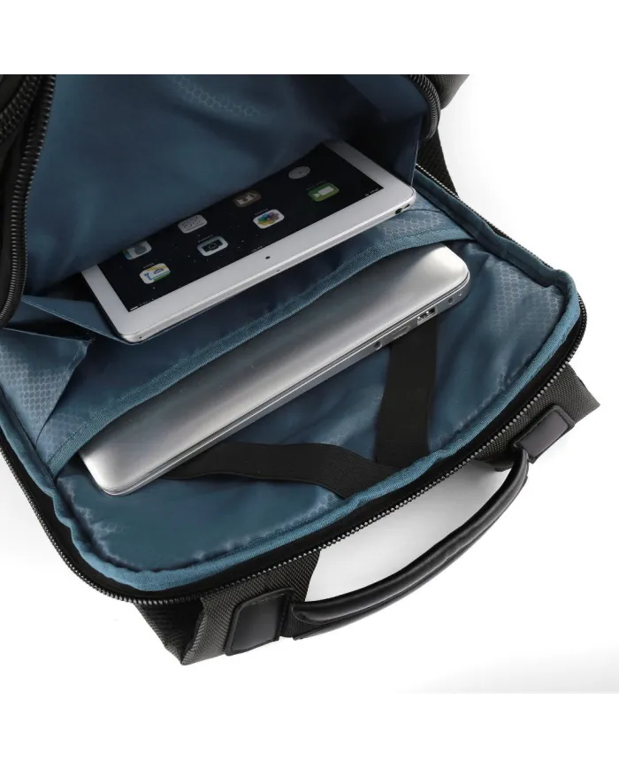 Roncato Zaino porta pc 15,6" con USb Agency Antracite Roncato Zaino porta pc 15,6" con USb Agency Antracite