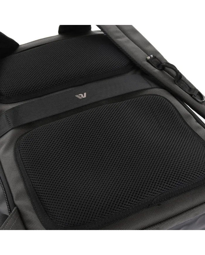 Roncato Zaino porta pc 15,6" con USb Agency Antracite Roncato Zaino porta pc 15,6" con USb Agency Antracite