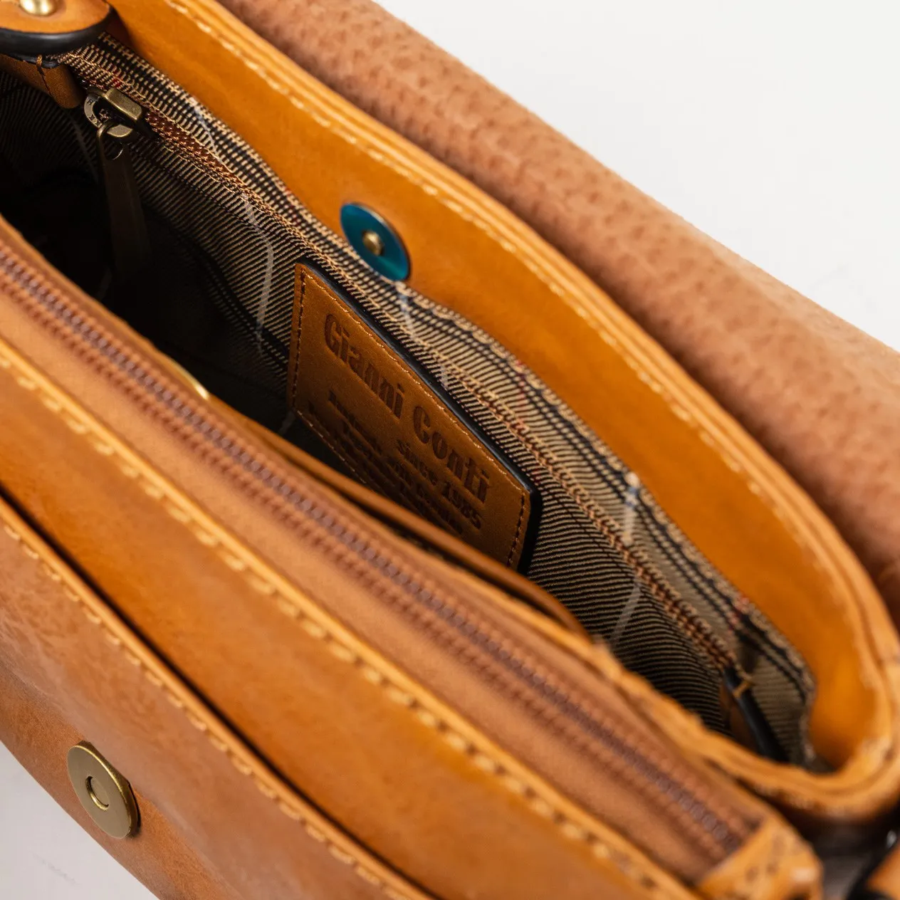 Gianni Conti Borsa bandoliera pelle cuoio Cammello - Foto 5 di 5